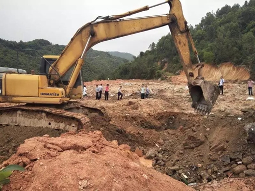 廣州海滔環?？萍加邢薰鹃L期非法傾倒污泥